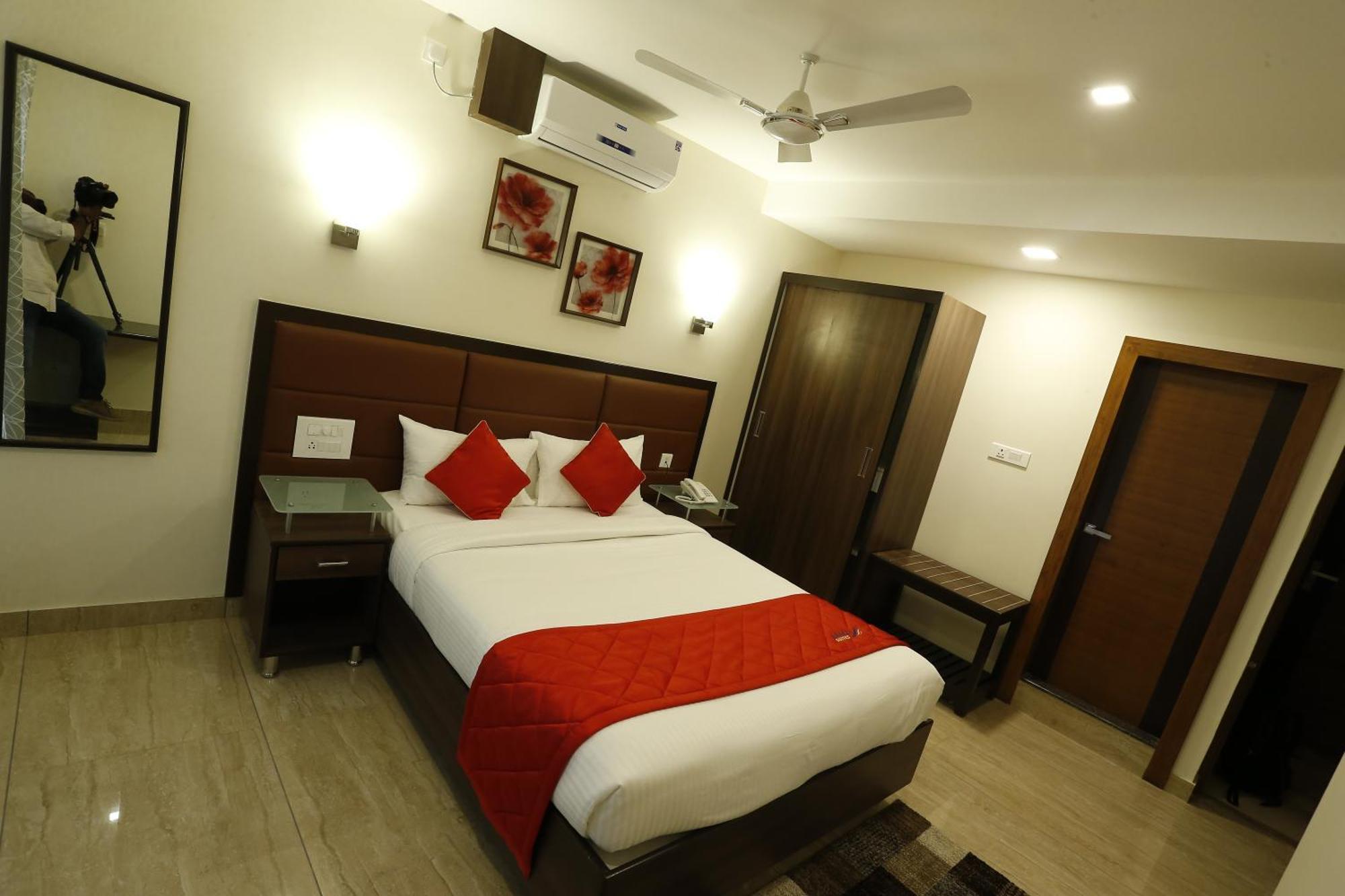 บรีซ สวีท Hotel Devanahalli ภายนอก รูปภาพ