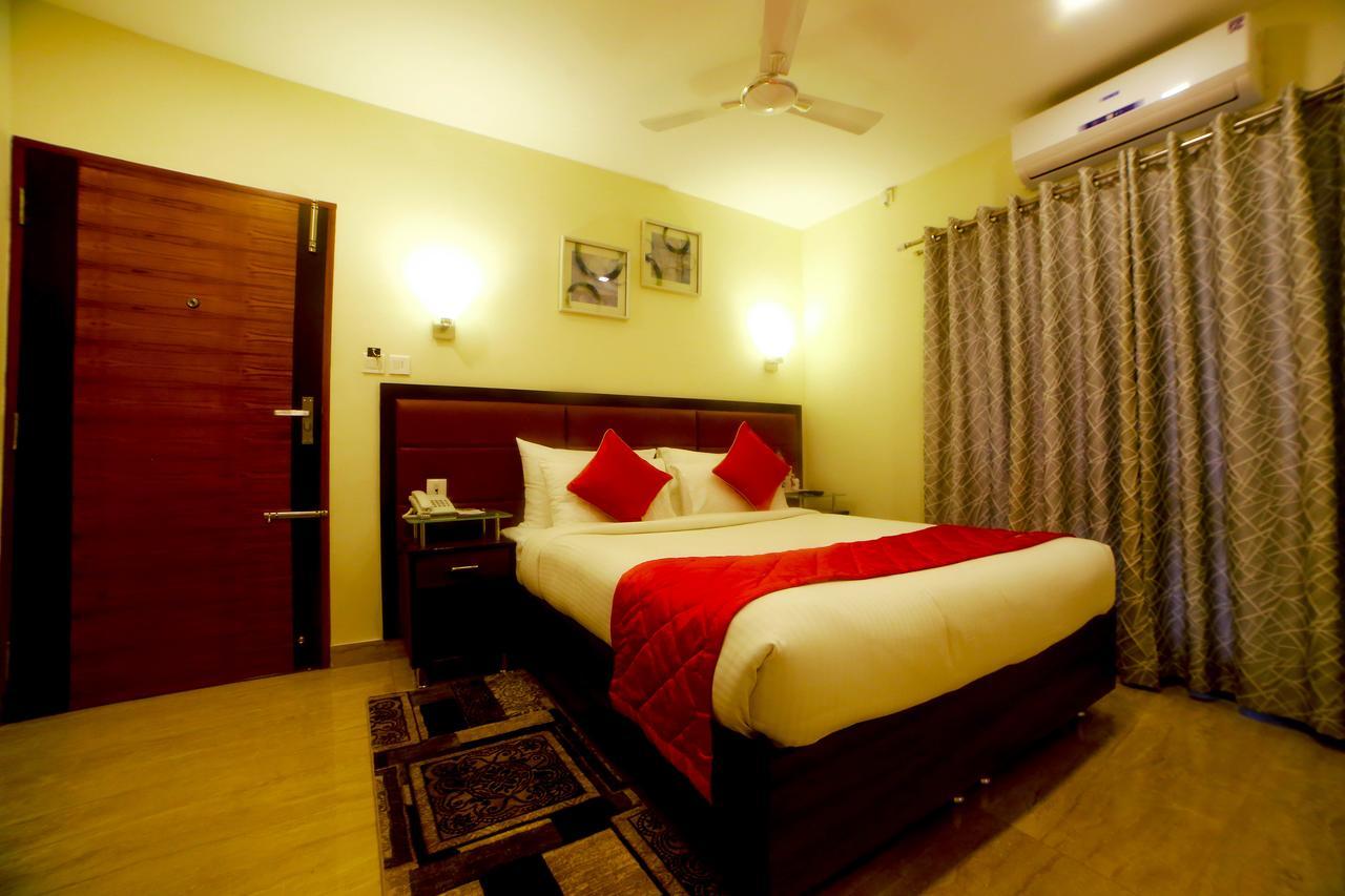 บรีซ สวีท Hotel Devanahalli ภายนอก รูปภาพ