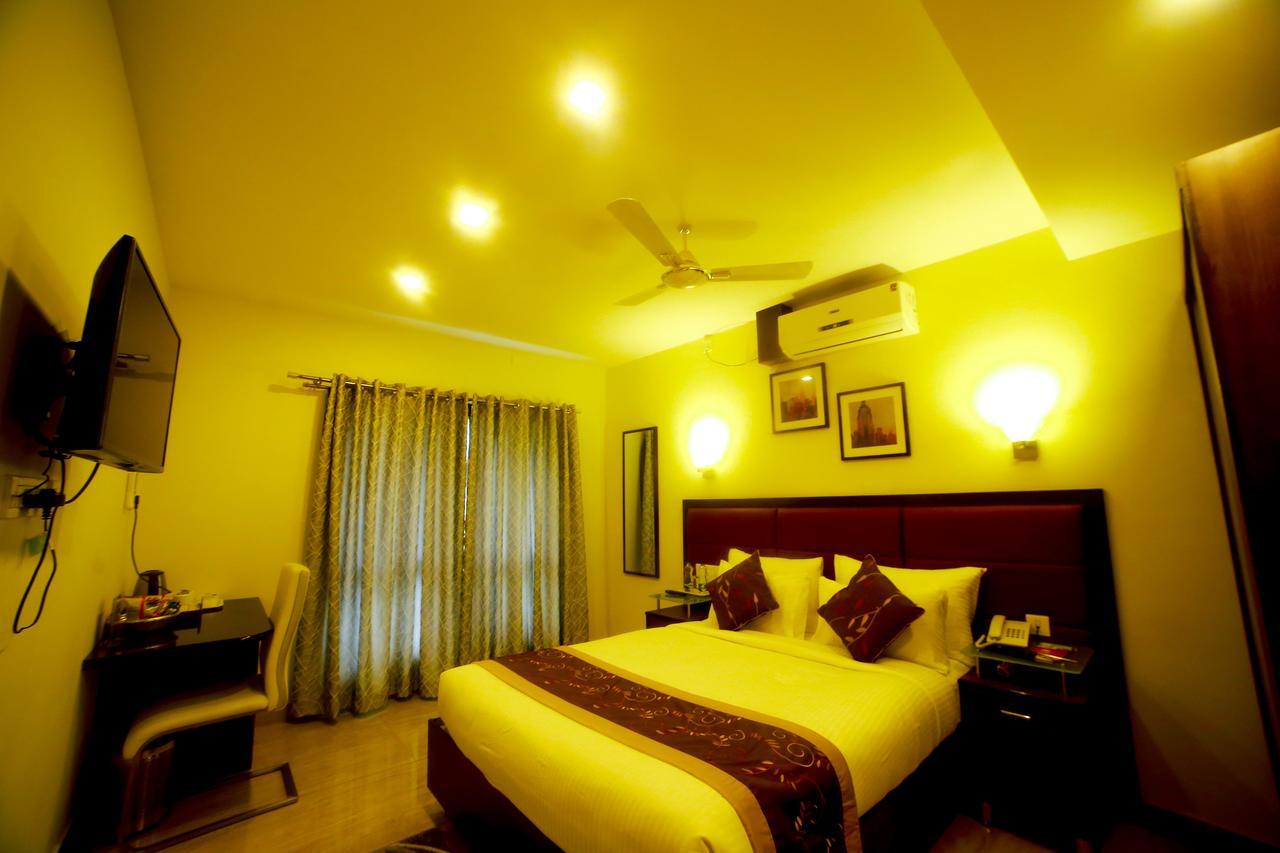 บรีซ สวีท Hotel Devanahalli ห้อง รูปภาพ