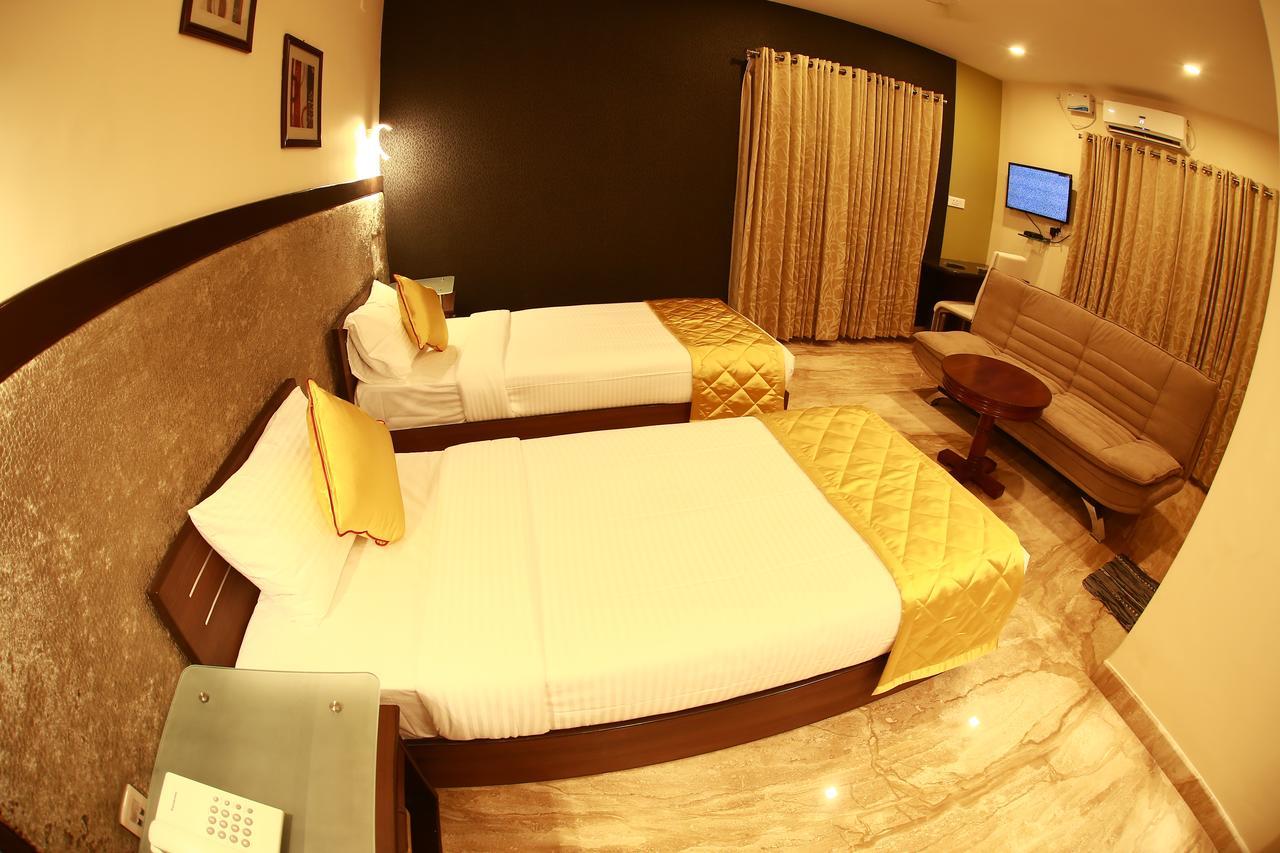 บรีซ สวีท Hotel Devanahalli ภายนอก รูปภาพ