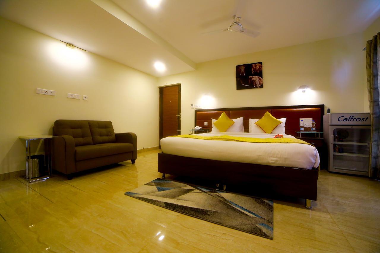บรีซ สวีท Hotel Devanahalli ภายนอก รูปภาพ